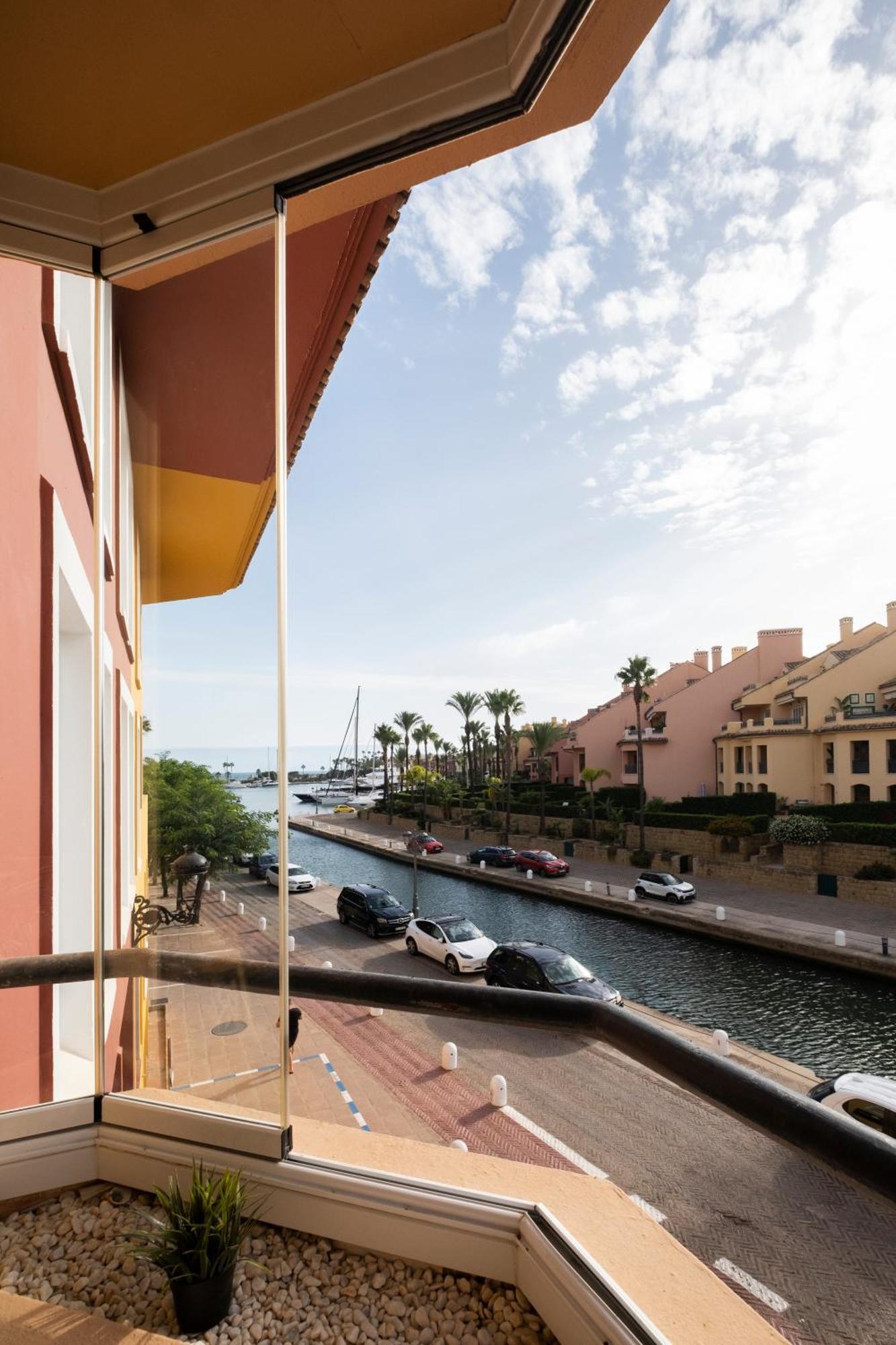 Aquamarine Apartment In Marina Sotogrande Eksteriør billede